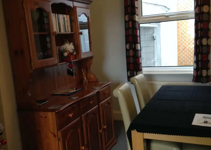 Wyke House Semesterbostad *